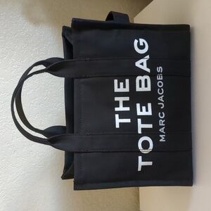 Marc Jacobs The Tote Bag